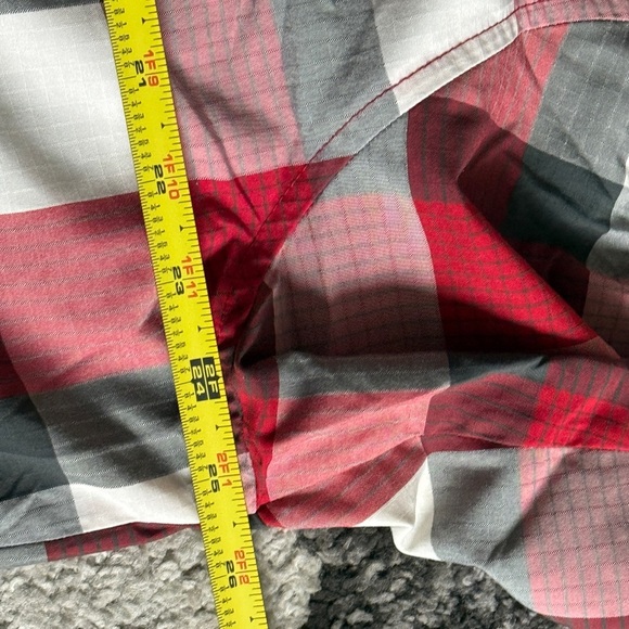 Orvis Gray and Red Plaid Button-Up Shirt - Picture 6 of 6